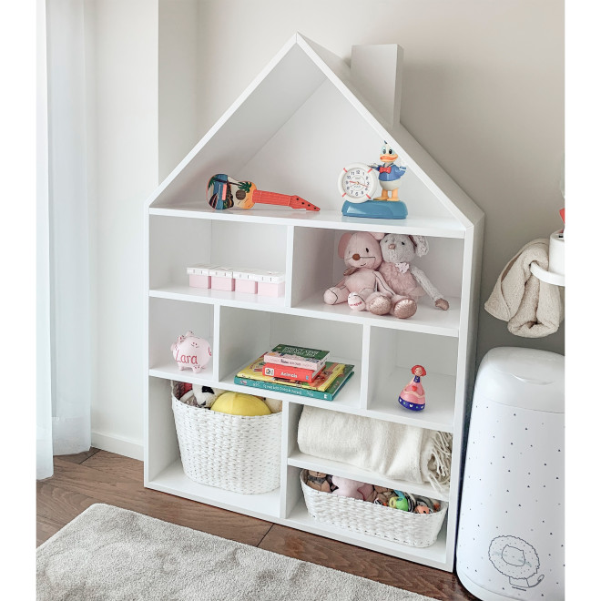 étagère enfant en forme de maison
