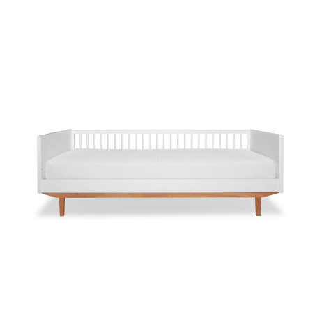 Lit Montessori pour chambre d'enfant Flybaby