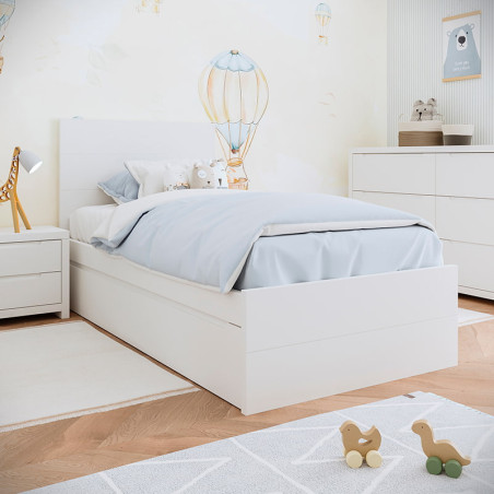 Weißes Kinderbett mit Zusatzbett